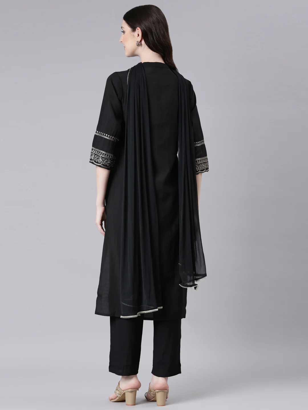 Neerus Black Solid Straight Kurta and Trousers With Dupatta - Image 3
