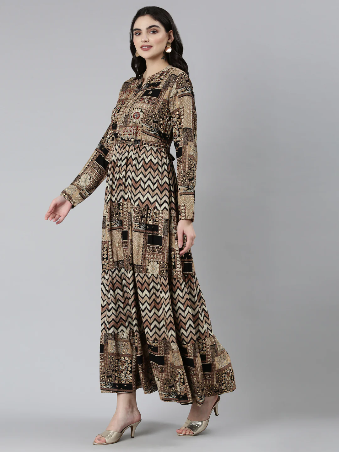 Neerus Black Straight Casual Chevron Dresses - Image 2