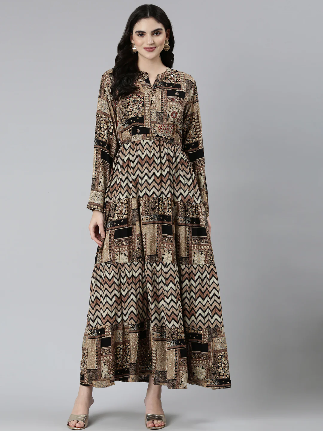 Neerus Black Straight Casual Chevron Dresses - Image 5