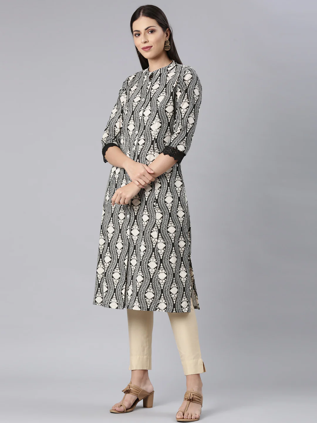 Neerus Black Straight Casual Chevron Straight Kurta - Image 2