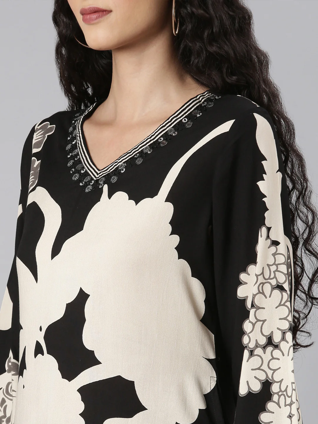 Neerus Black Straight Casual Floral Kurta and Plazzo - Image 5