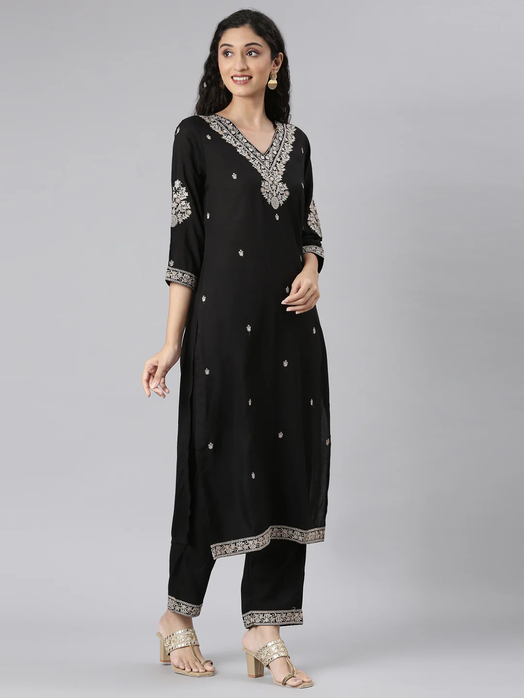 Neerus Black Straight Casual Solid Kurta and Trouser with Dupatta - Image 3