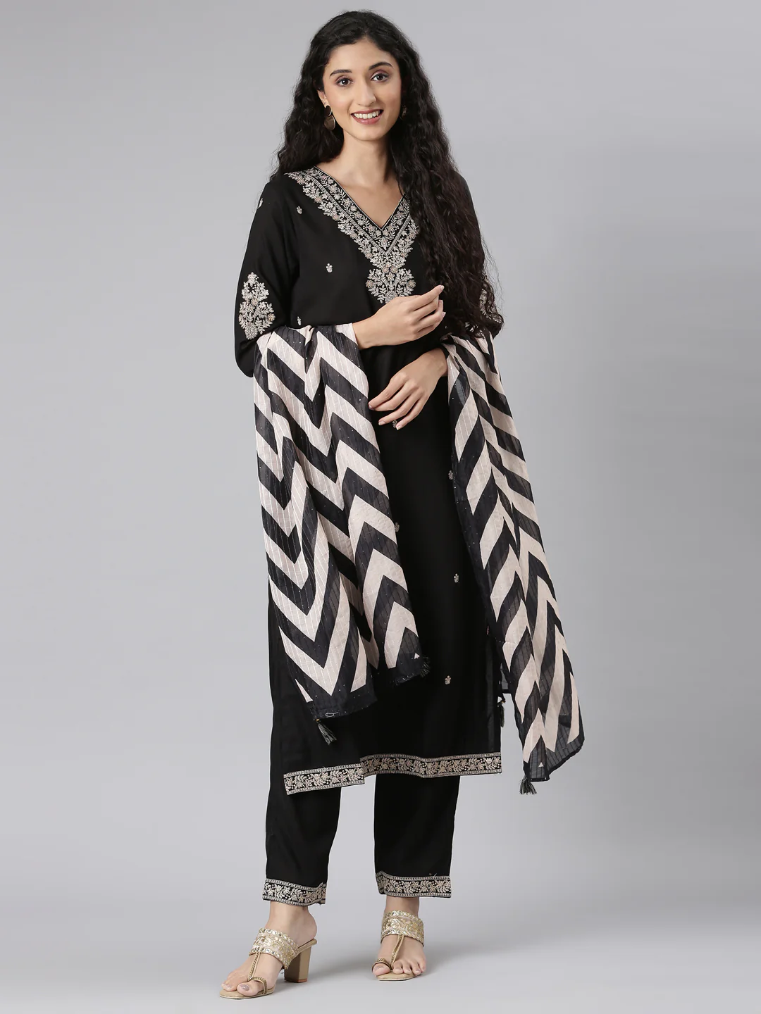 Neerus Black Straight Casual Solid Kurta and Trouser with Dupatta - Image 6