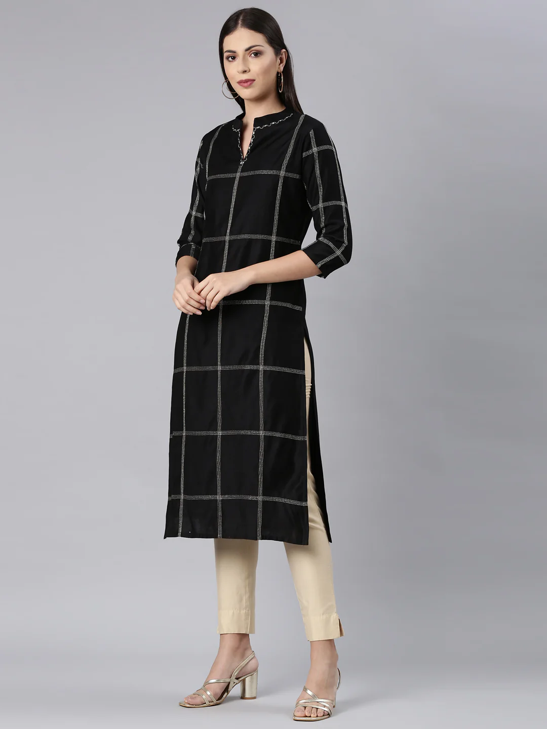 Neerus Black Straight Casual Solid Straight Kurta - Image 2