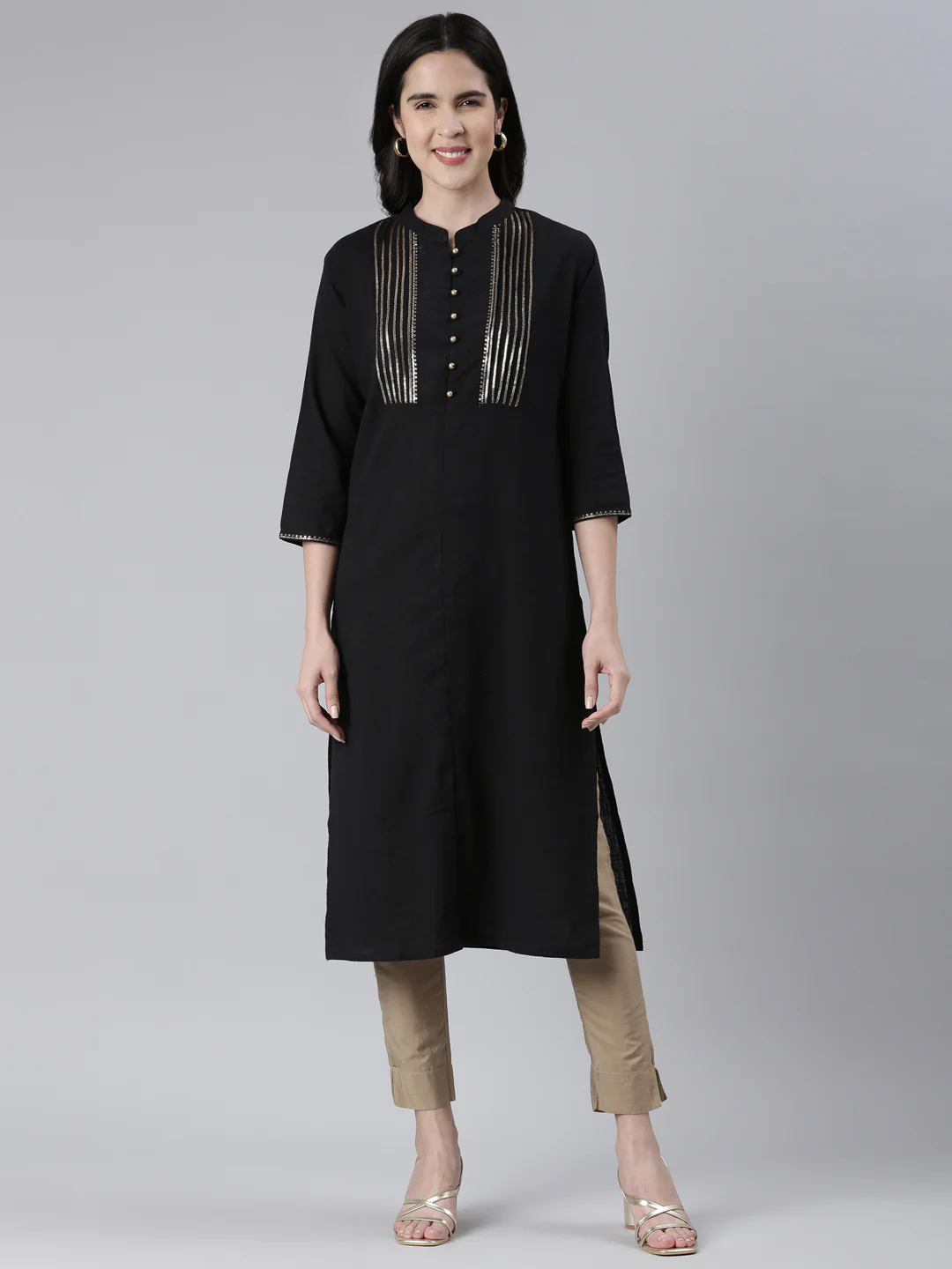 Neerus Black Straight Solid Cotton Kurta