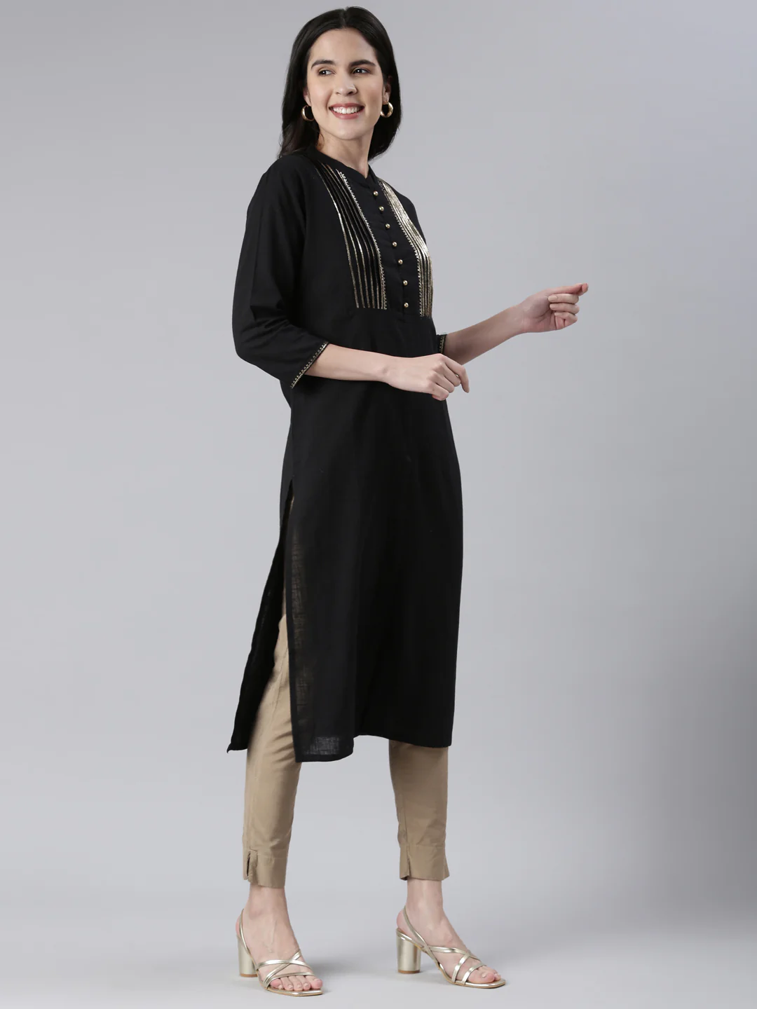 Neerus Black Straight Solid Cotton Kurta - Image 2
