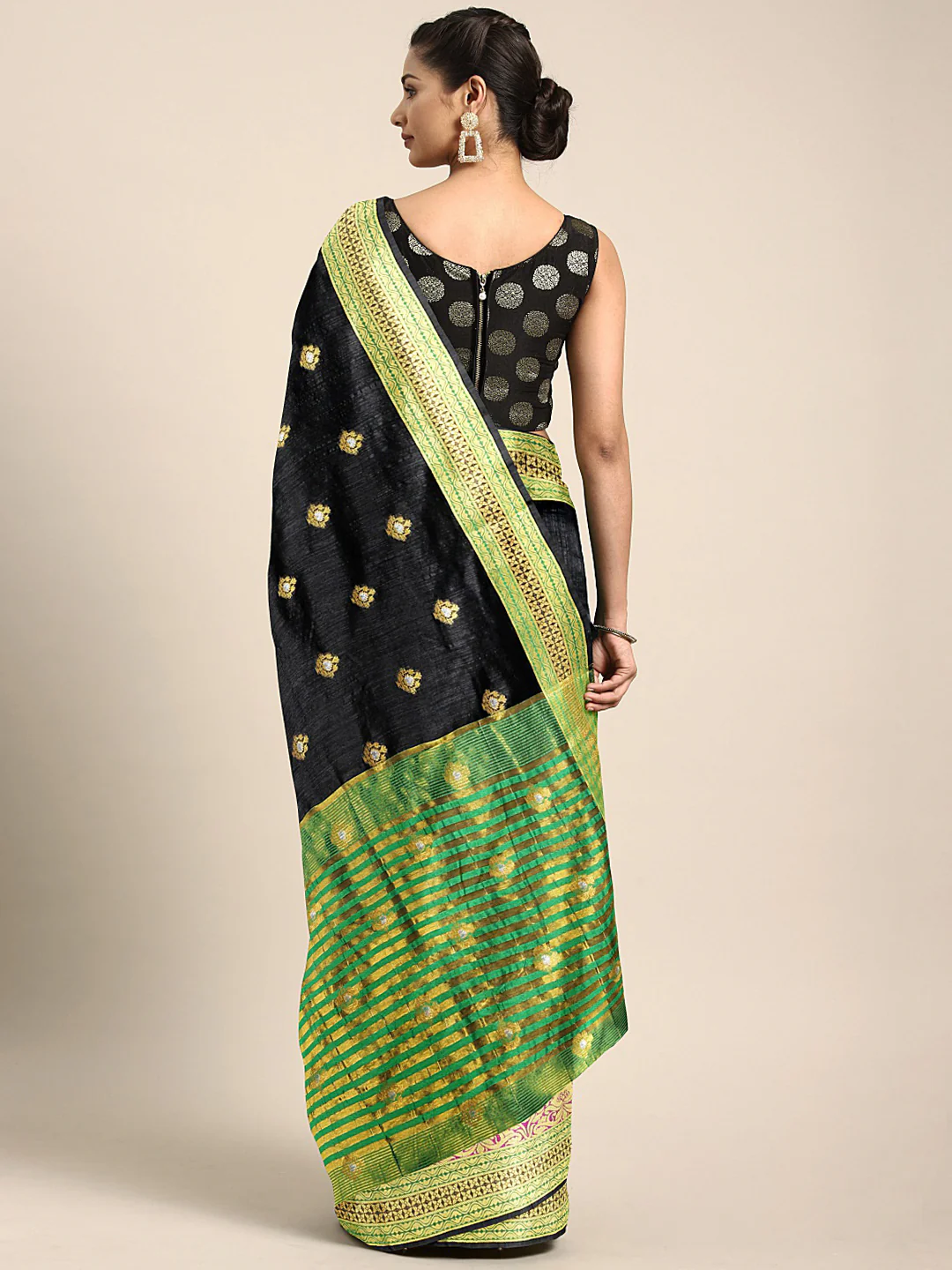 Neerus Black Textured Saree With Blouse - Image 2