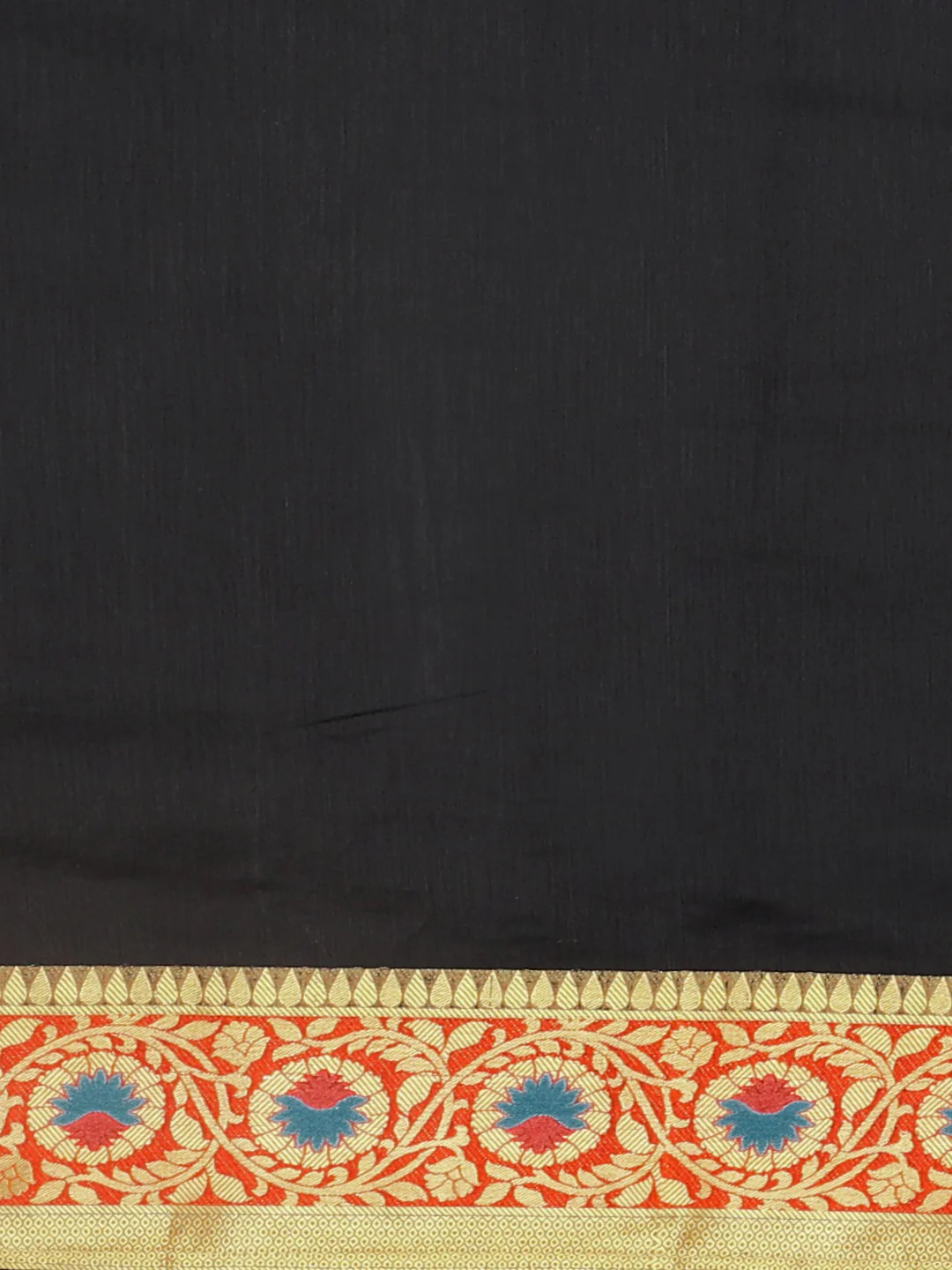 Neerus Black Textured Saree With Blouse - Image 3