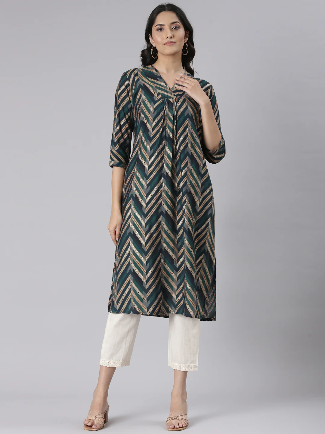 Neerus Blue Casual Chevron Straight Kurta