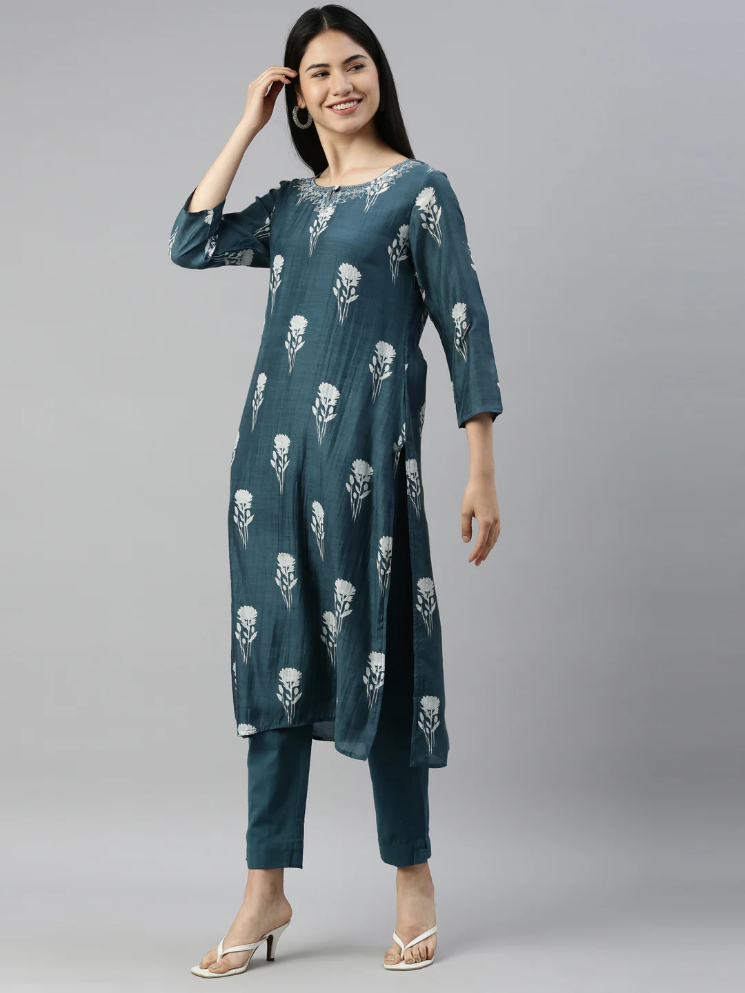 Neerus Blue Color Muslin Fabric Suit Set - Image 3