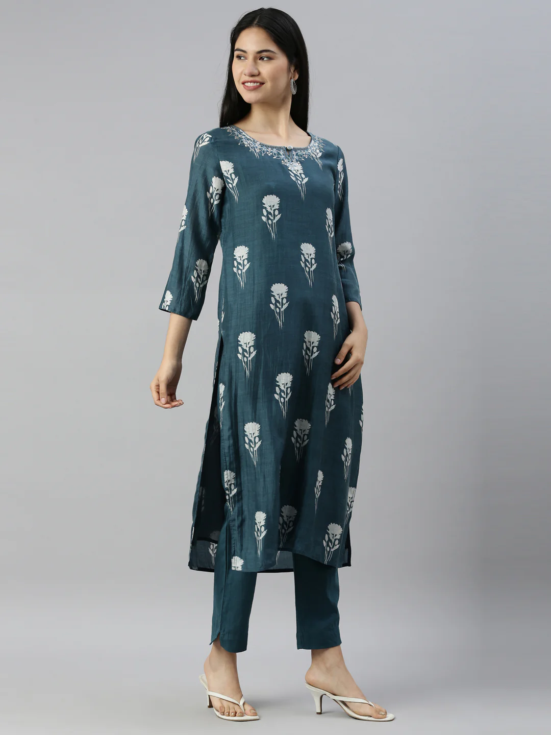 Neerus Blue Color Muslin Fabric Suit Set - Image 4