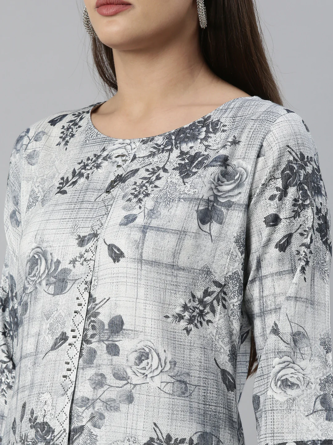 Neerus Blue Color Slub Rayon Fabric Kurta Set - Image 8