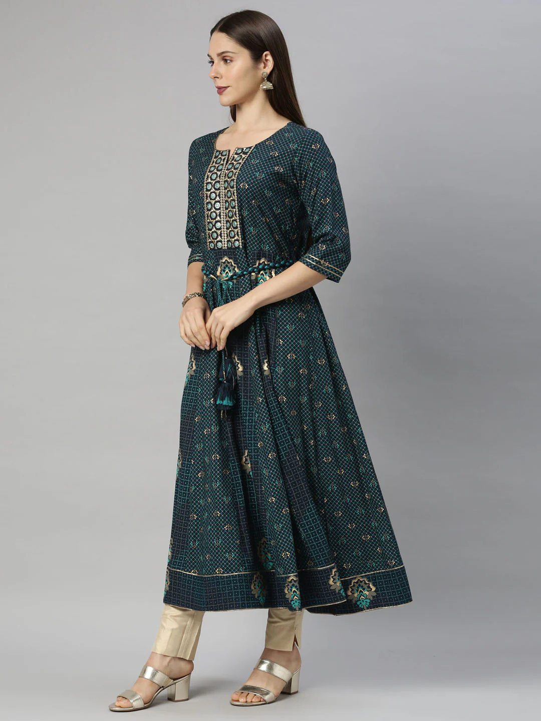 Neerus Blue Color Slub Riyon Fabric Tunic - Image 4