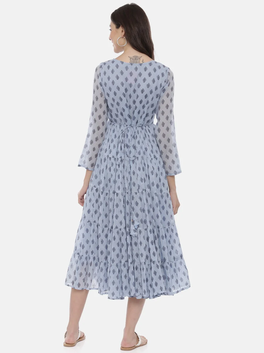 Neerus Blue Embroidered Fit & Flare Kurta - Image 5