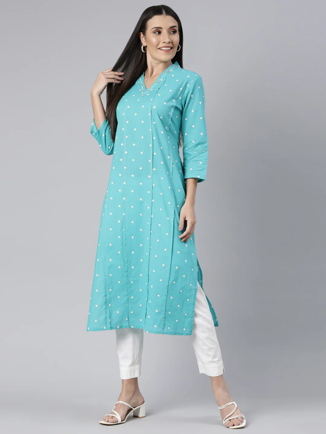 Neerus Blue Panelled Straight Floral Kurta - Image 5