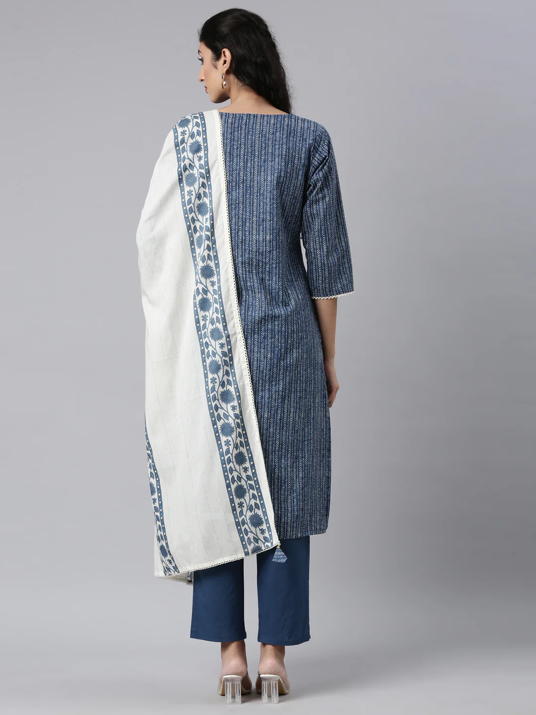 Neerus Blue Panelled Straight Kurta and Trousers With Dupatta - Image 3