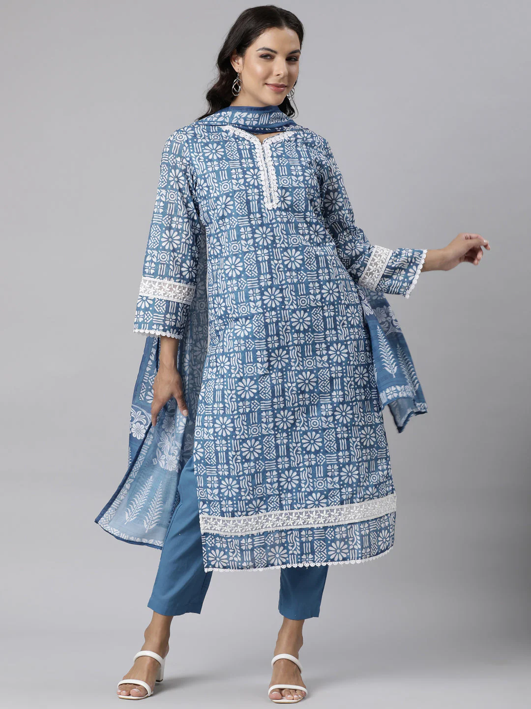 Neerus Blue Panelled Straight Printed Kurta And Trousers With Dupatta - Image 6