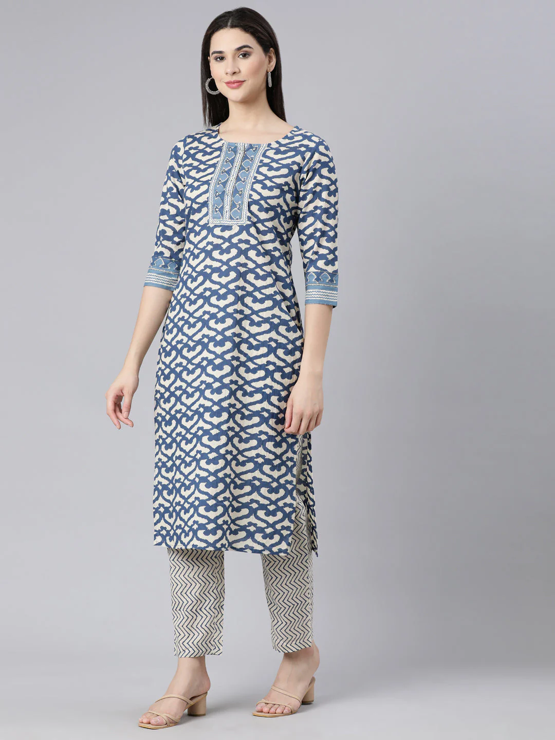 Neerus Blue Panelled Straight Printed Kurta And Trousers With Dupatta - Image 2