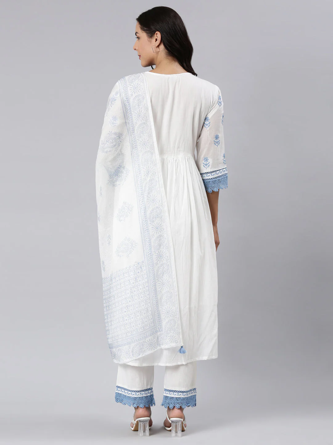 Neerus Blue Panelled Yoke Design Kurta And Trousers With Dupatta - Image 4