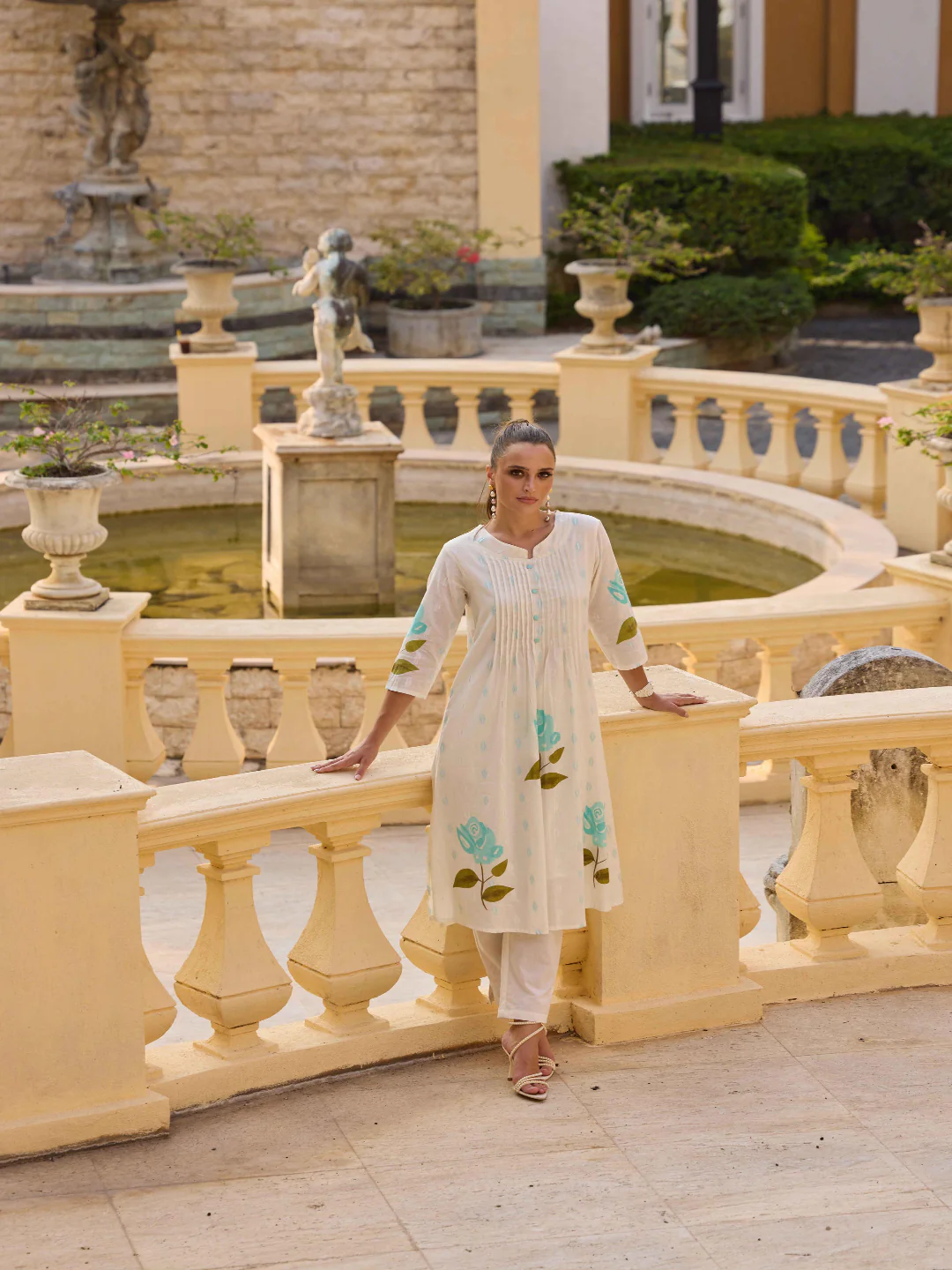 Neerus Ferozi Printed Straight Kurta and Trousers