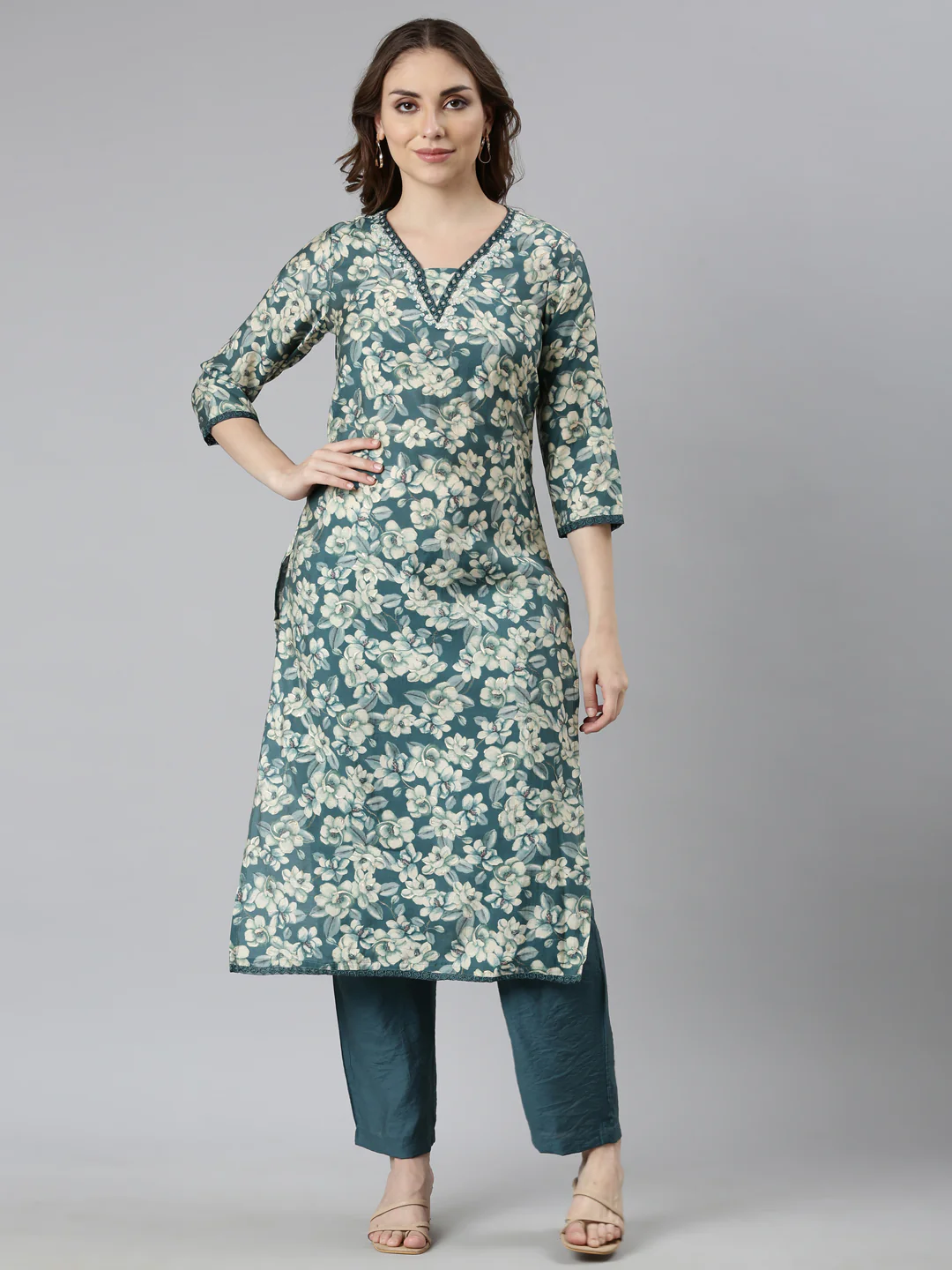 Neerus Blue Regular Straight Floral Kurta And Trousers With Dupatta - Image 5