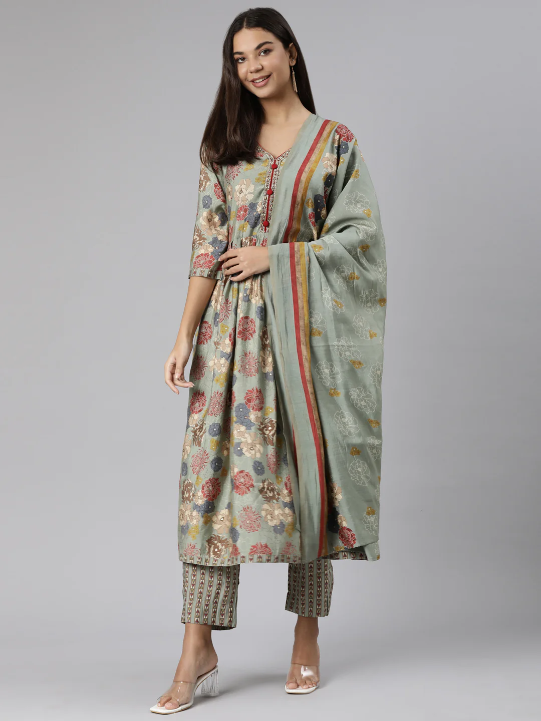 Neerus Regular Straight Floral Kurta And Trousers With Dupatta - Image 4