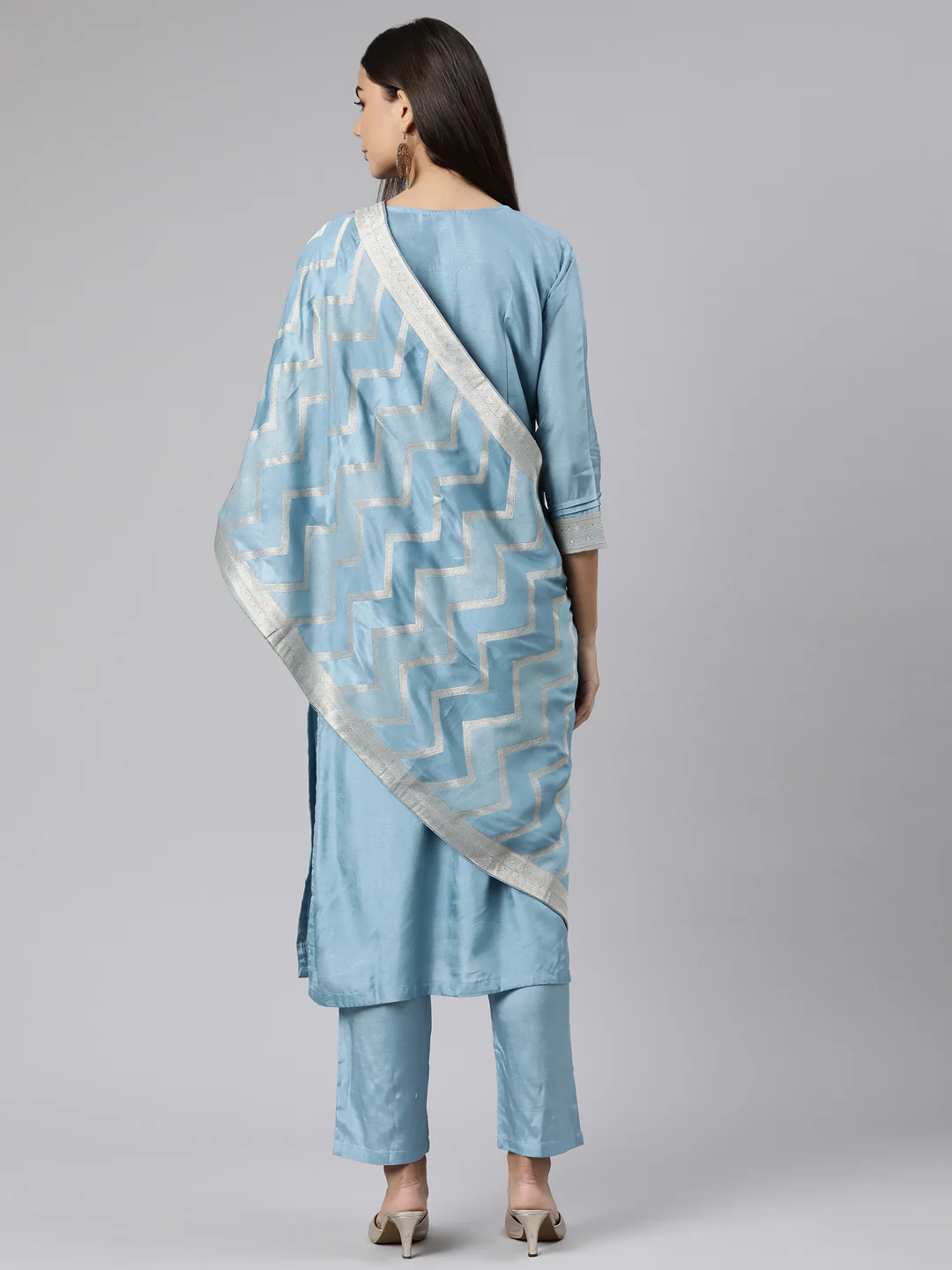 Neerus Blue Regular Straight Floral Kurta And Trousers With Dupatta - Image 3