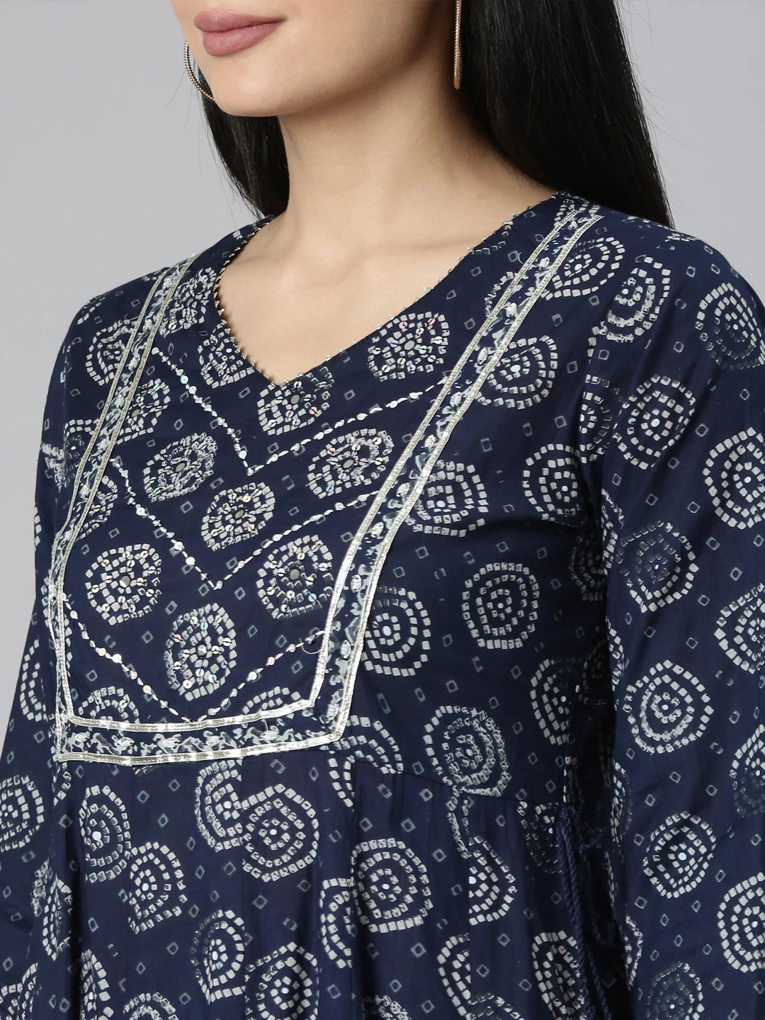 Neerus Blue Regular Straight Printed Kurta and Trousers With Dupatta - Image 4