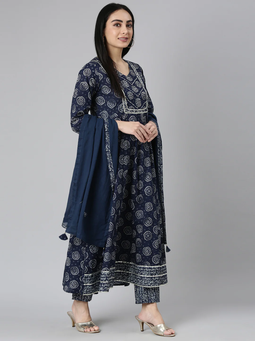Neerus Blue Regular Straight Printed Kurta and Trousers With Dupatta - Image 5