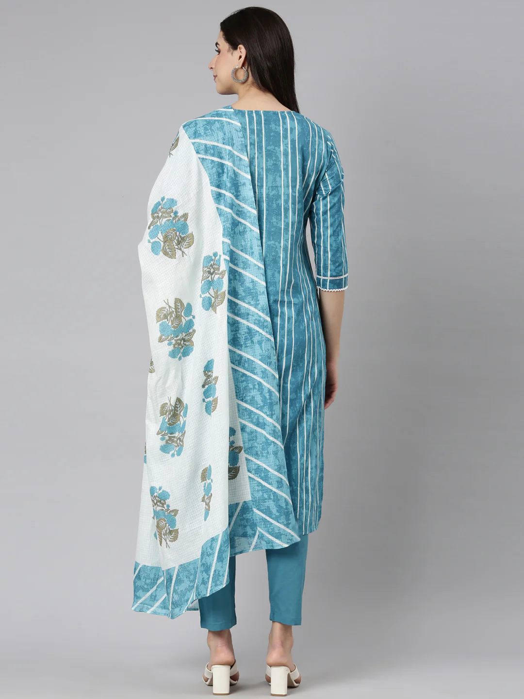 Neerus Blue Regular Straight Striped Kurta And Trousers With Dupatta - Image 3