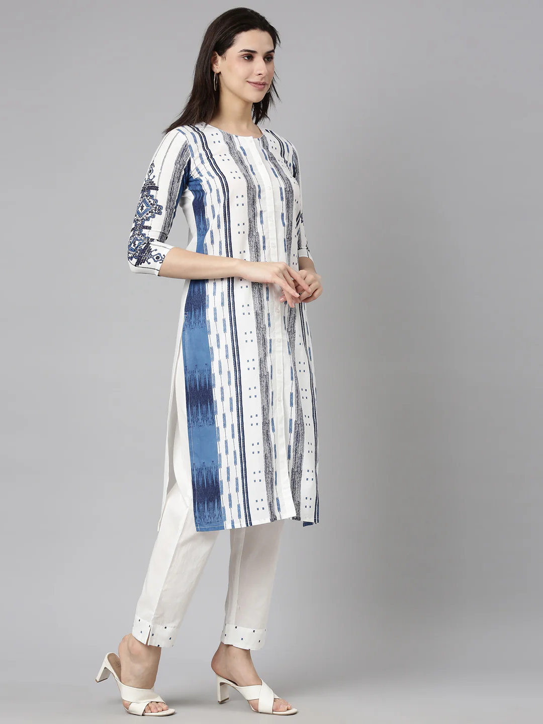 Neerus Blue Regular Straight Textured Kurta And Trousers With Dupatta - Image 2