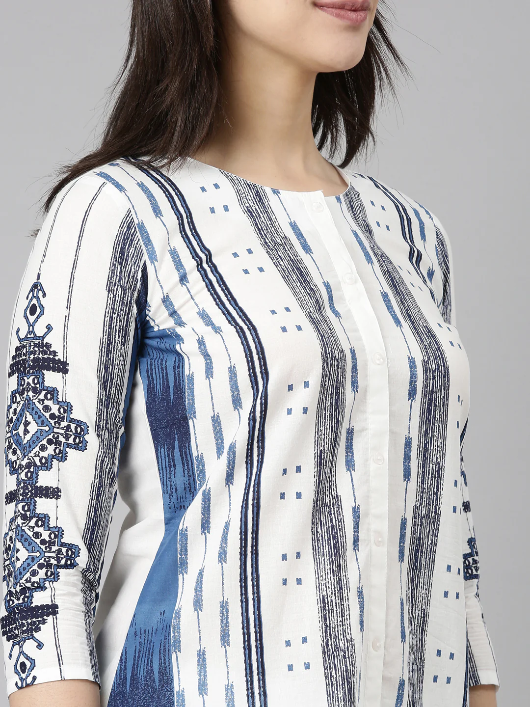 Neerus Blue Regular Straight Textured Kurta And Trousers With Dupatta - Image 4