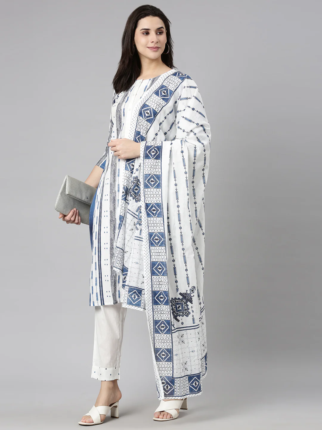 Neerus Blue Regular Straight Textured Kurta And Trousers With Dupatta - Image 5