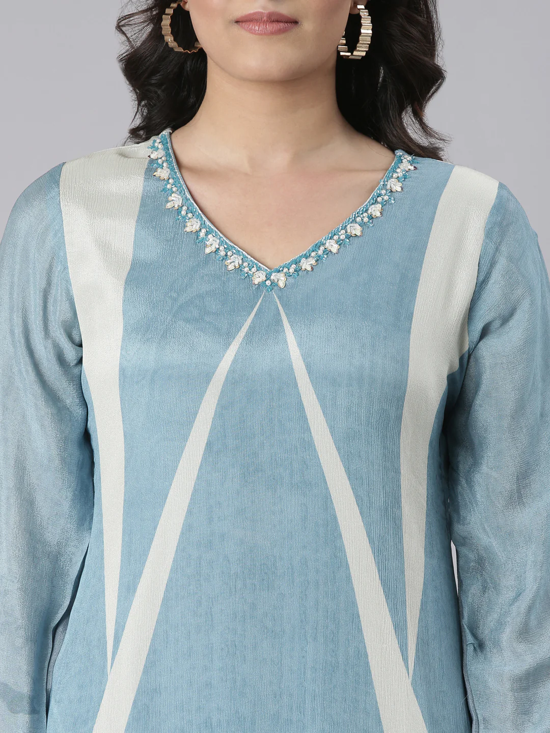 Neerus Blue Solid Straight Kurta and Trousers With Dupatta - Image 4
