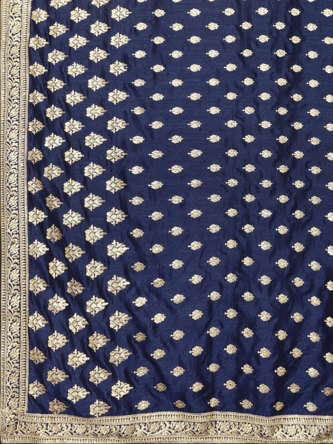 Neerus Blue Textured Saree With Blouse - Image 4