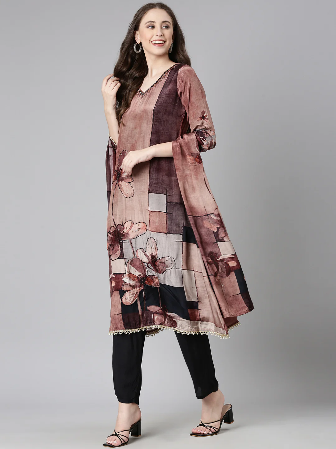 Neerus Brown Solid Straight Kurta and Trousers With Dupatta - Image 5