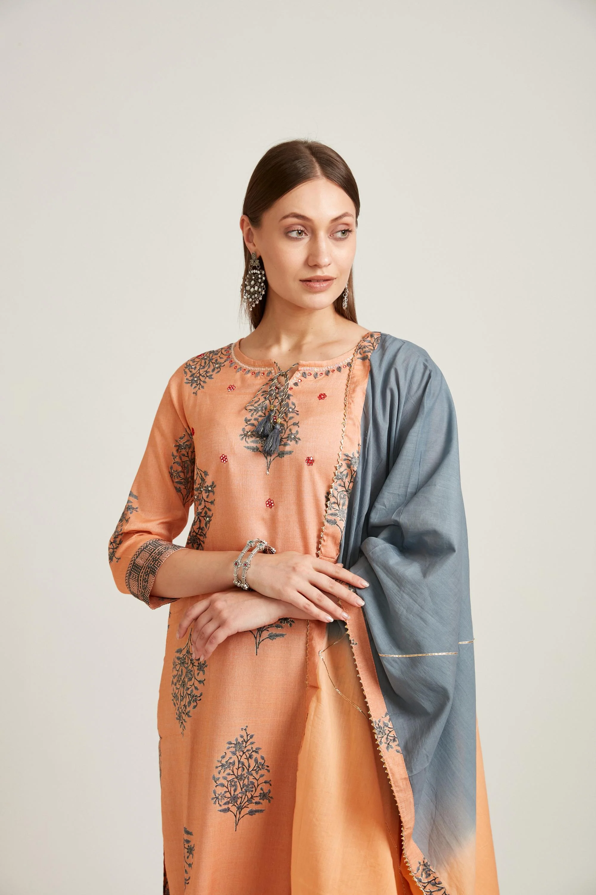 Neerus Coral Color Slub Rayon Fabric Salwar Kameez - Image 2