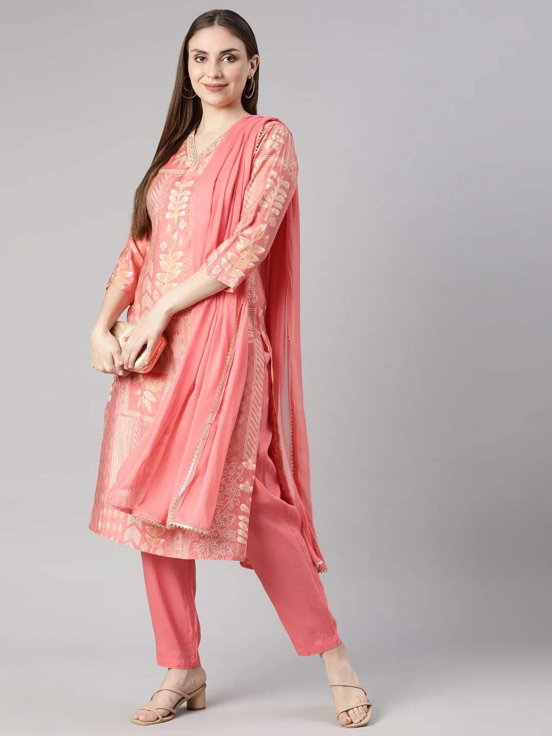 Neerus Coral Panelled Straight Bandhani Kurta And Trousers With Dupatta - Image 5
