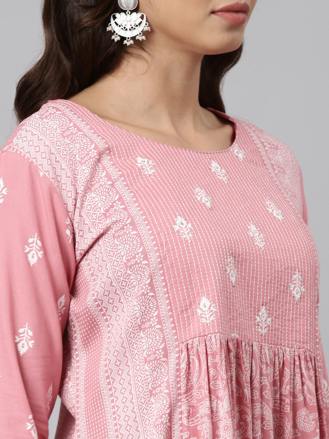 Neerus Coral Pleated Anarkali Embroidered Kurta - Image 4