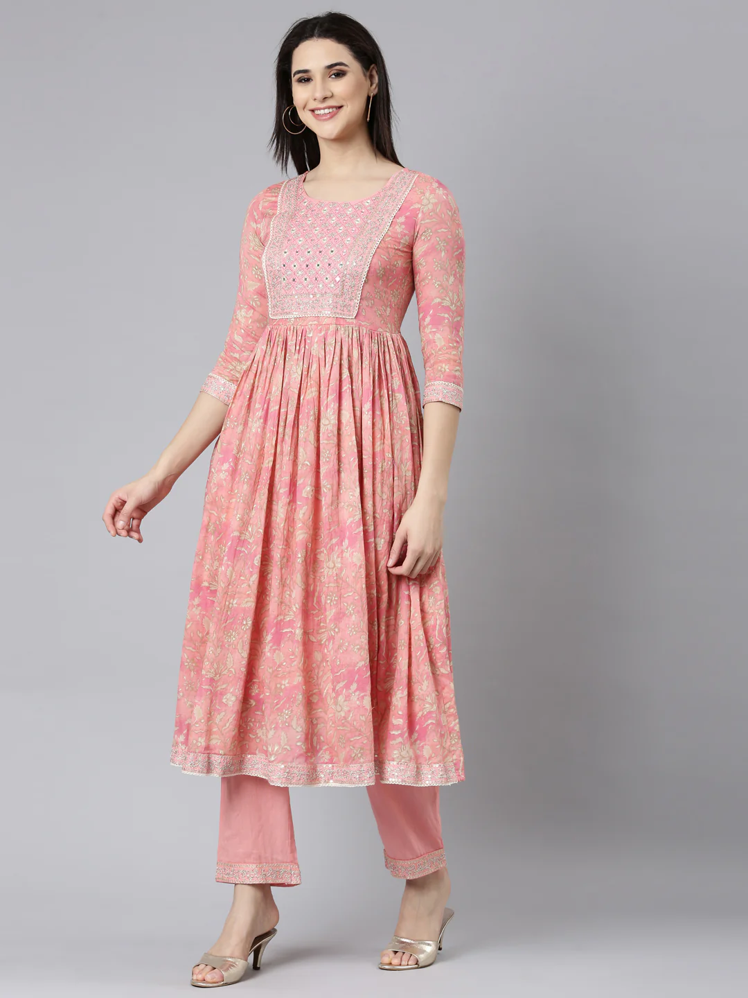 Neerus Coral Pleated Straight Floral Kurta And Trousers With Dupatta - Image 2