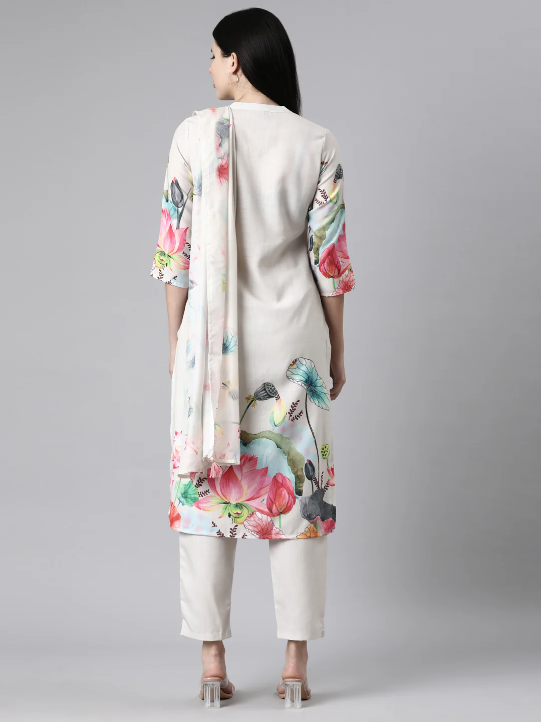 Neerus Cream Casual Floral Straight Kurta and Trousers With Dupatta - Image 4