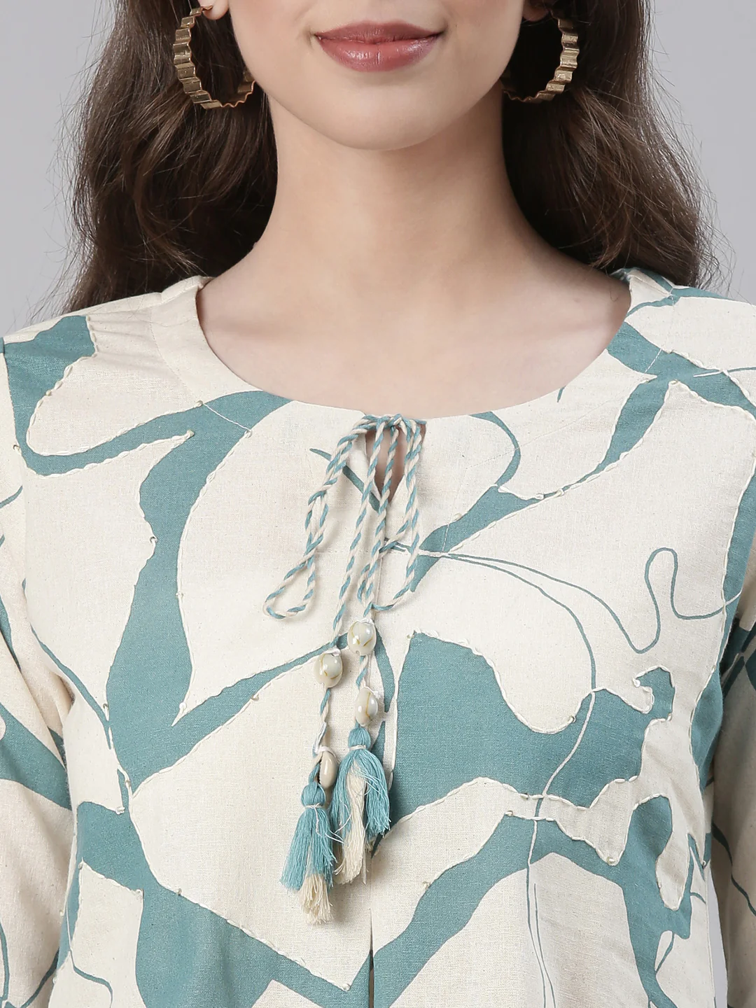 Neerus Cream Casual Printed Kurti with Trousers - Image 3