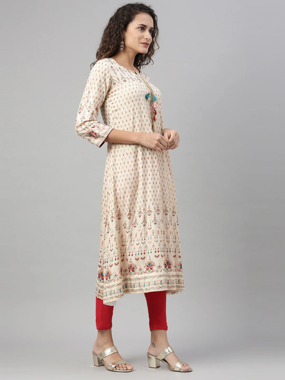 Neerus Cream Color Santoon Fabric Kurta