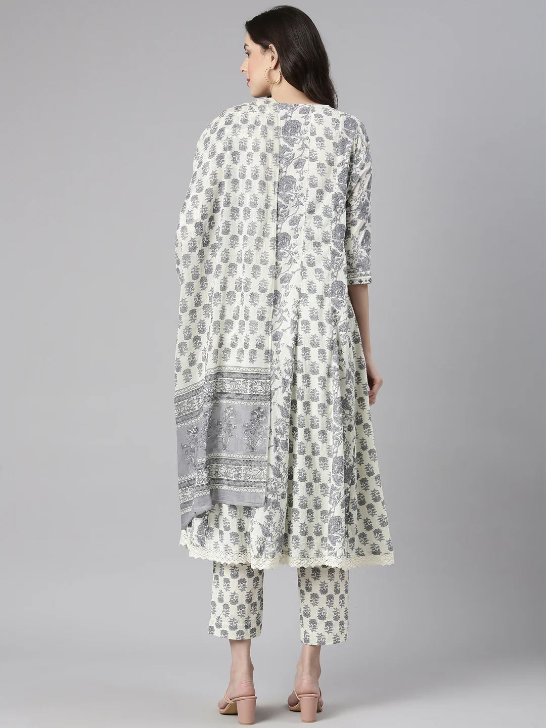 Neerus Cream Printed Anarkali Kurta and Trousers With Dupatta - Image 3