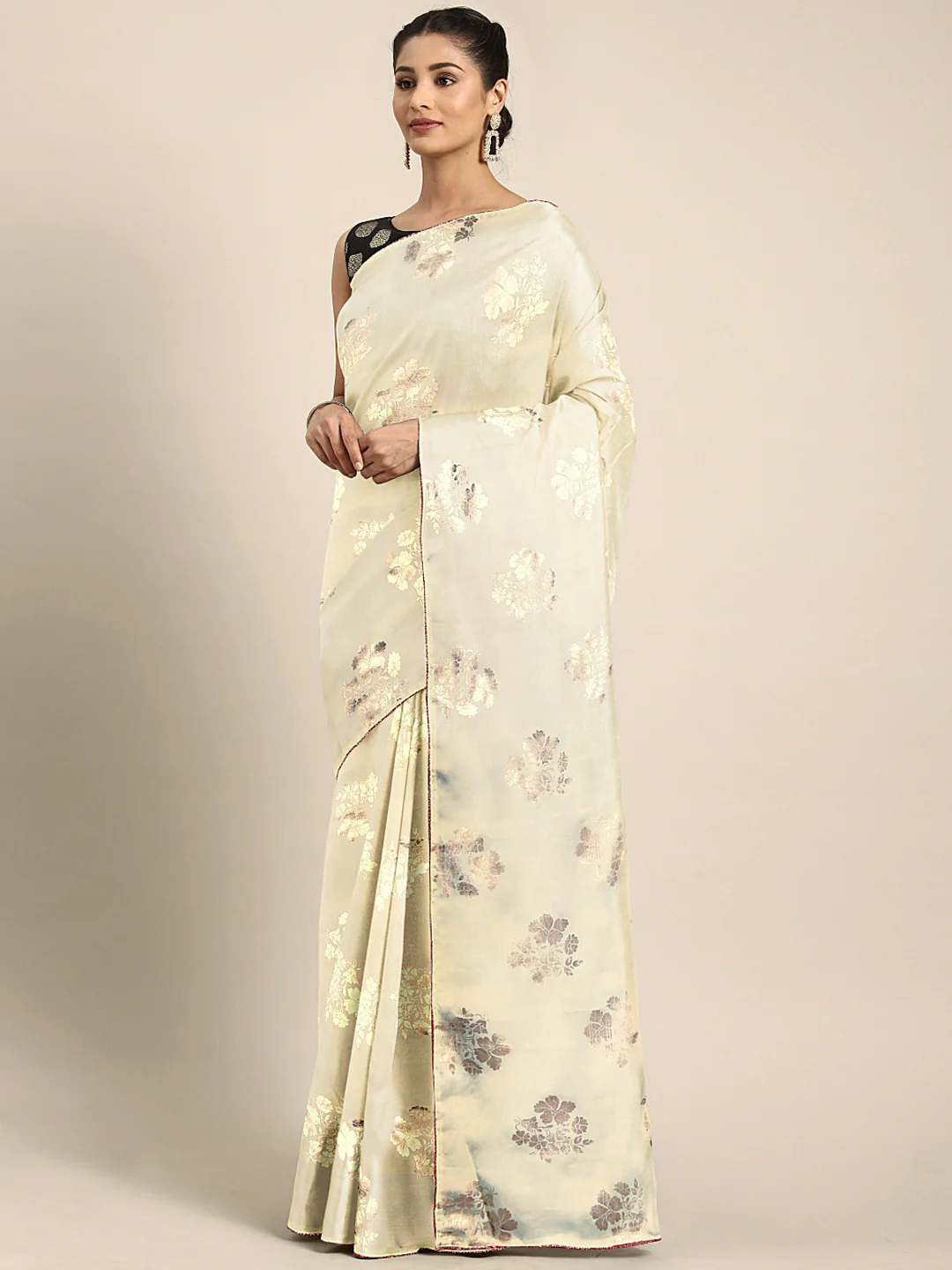Neerus Cream Printed Saree With Blouse
