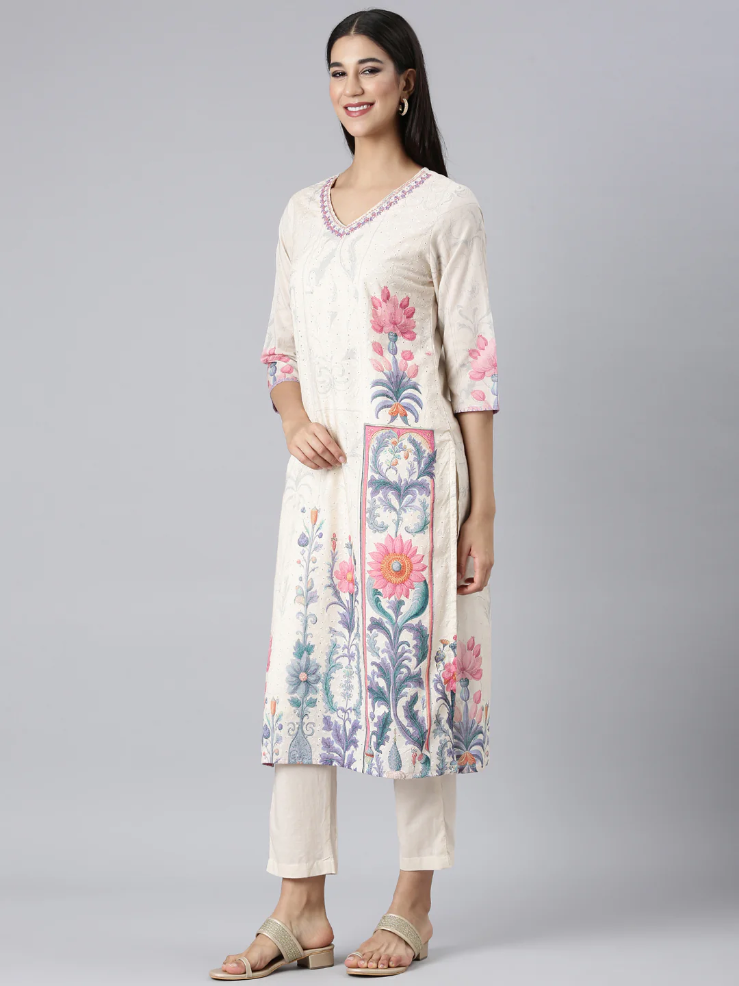 Neerus Cream Printed Straight Kurta and Trousers With Dupatta - Image 2