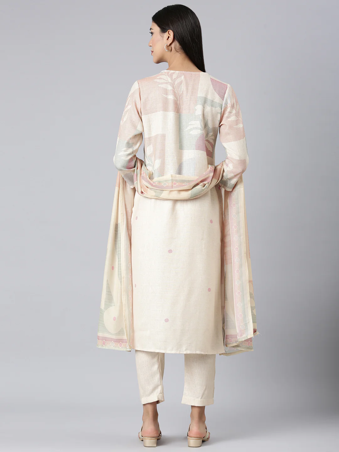 Neerus Cream Printed Straight Kurta and Trousers With Dupatta - Image 3