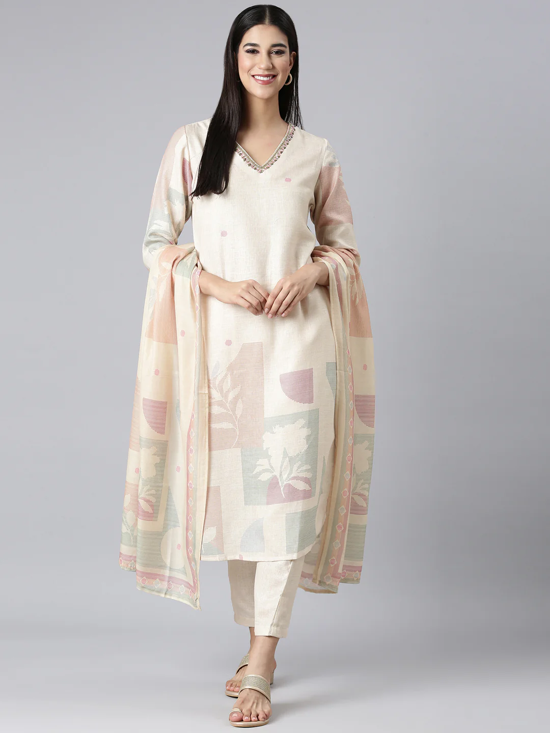 Neerus Cream Printed Straight Kurta and Trousers With Dupatta - Image 5