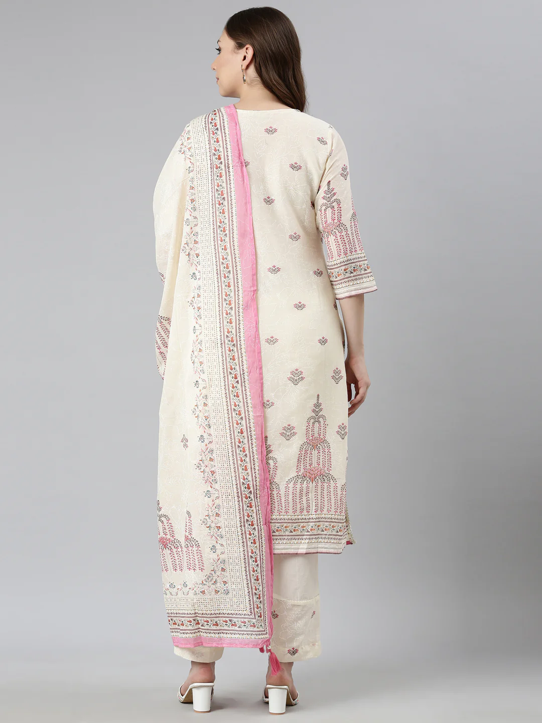 Neerus Cream Regular Straight Floral Kurta And Trousers With Dupatta - Image 3