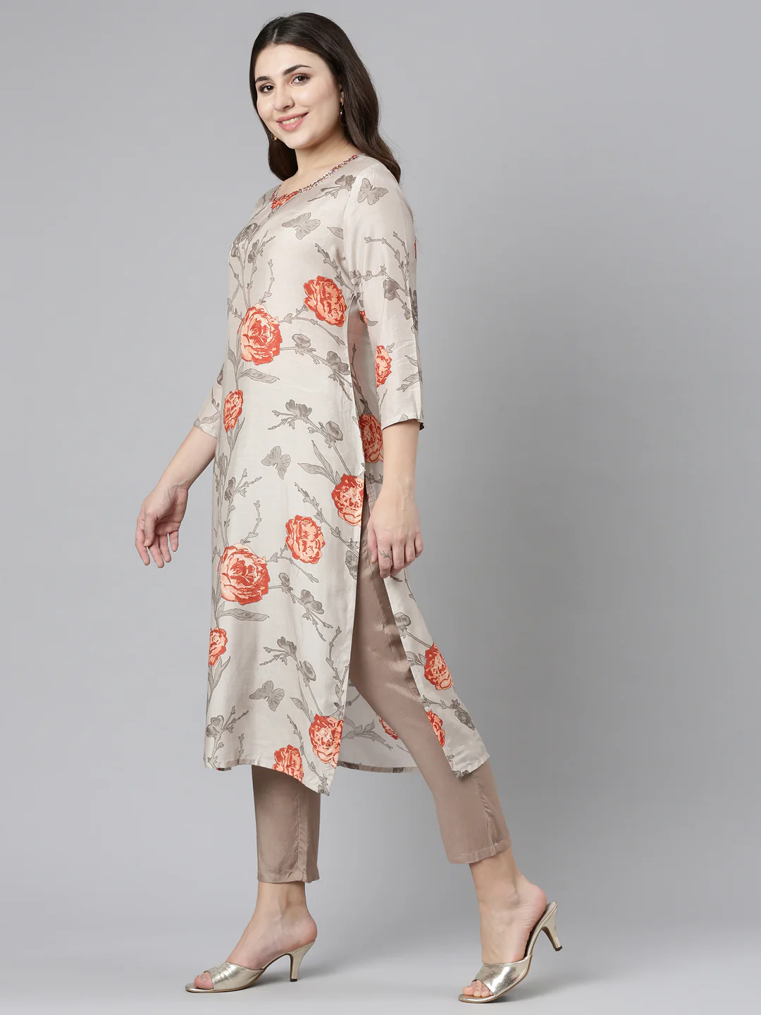 Neerus Cream Regular Straight Printed Kurta - Image 2